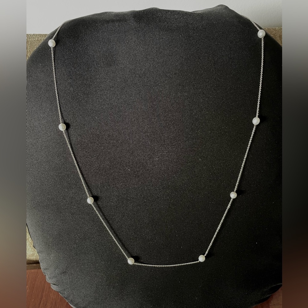 Tiffany Peretti Pearl 20” silver necklace